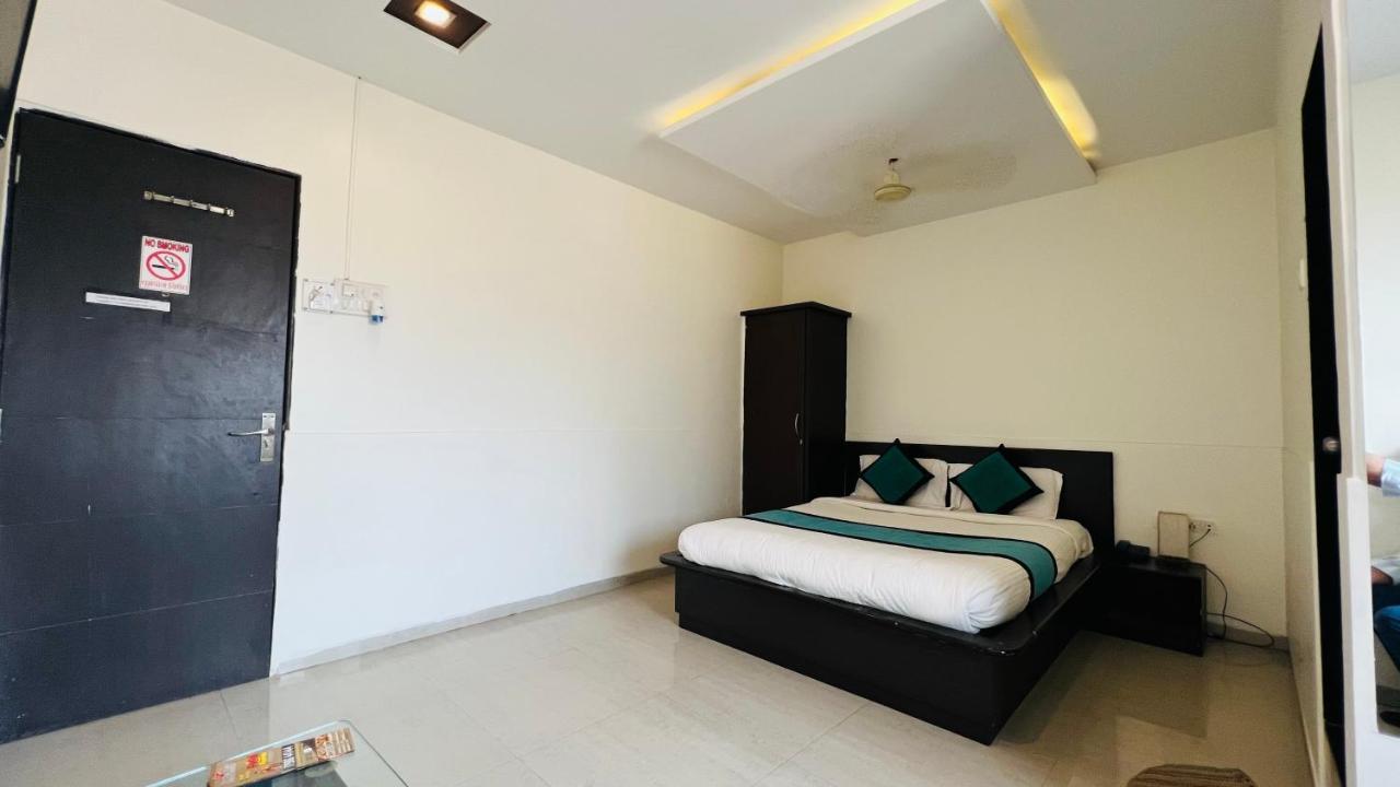 Farm House Residency Vasai Exterior foto